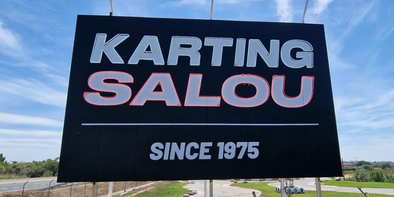 signo-valla-publicitaria-neon